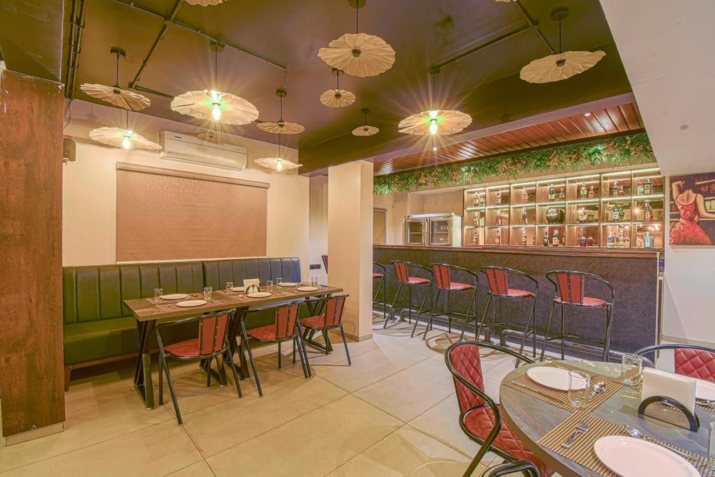 Hotel Vrindavan Deluxe Kolhapur Dış mekan fotoğraf