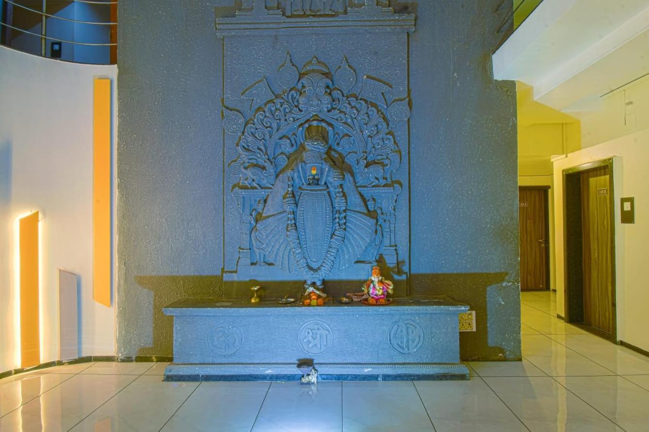Hotel Vrindavan Deluxe Kolhapur Dış mekan fotoğraf